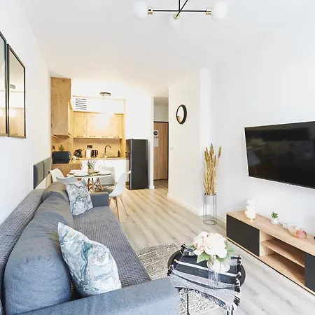 Apartment Pileckiego Ii By Jumpinhere Nowy Dwor Mazowiecki